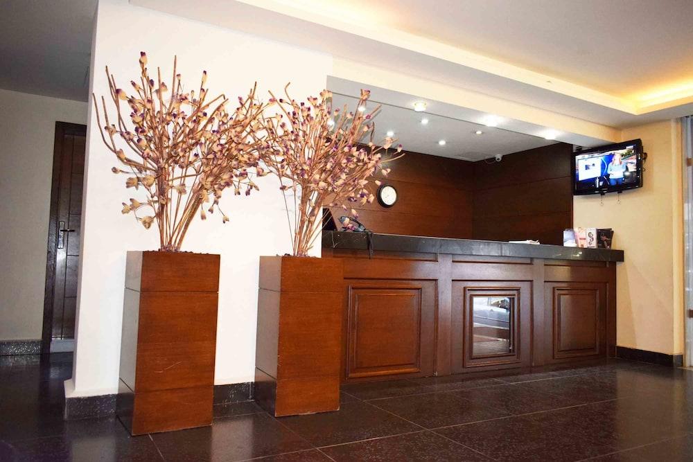 Orient Prince Hotel Бейрут Екстер'єр фото