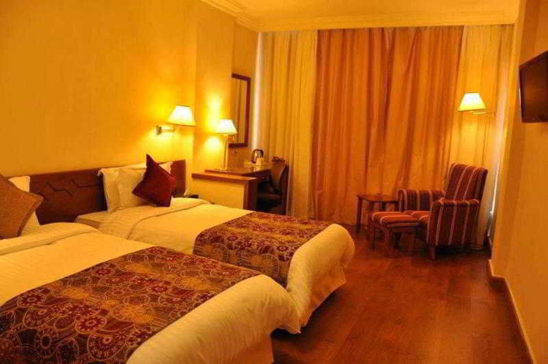 Orient Prince Hotel Бейрут Екстер'єр фото