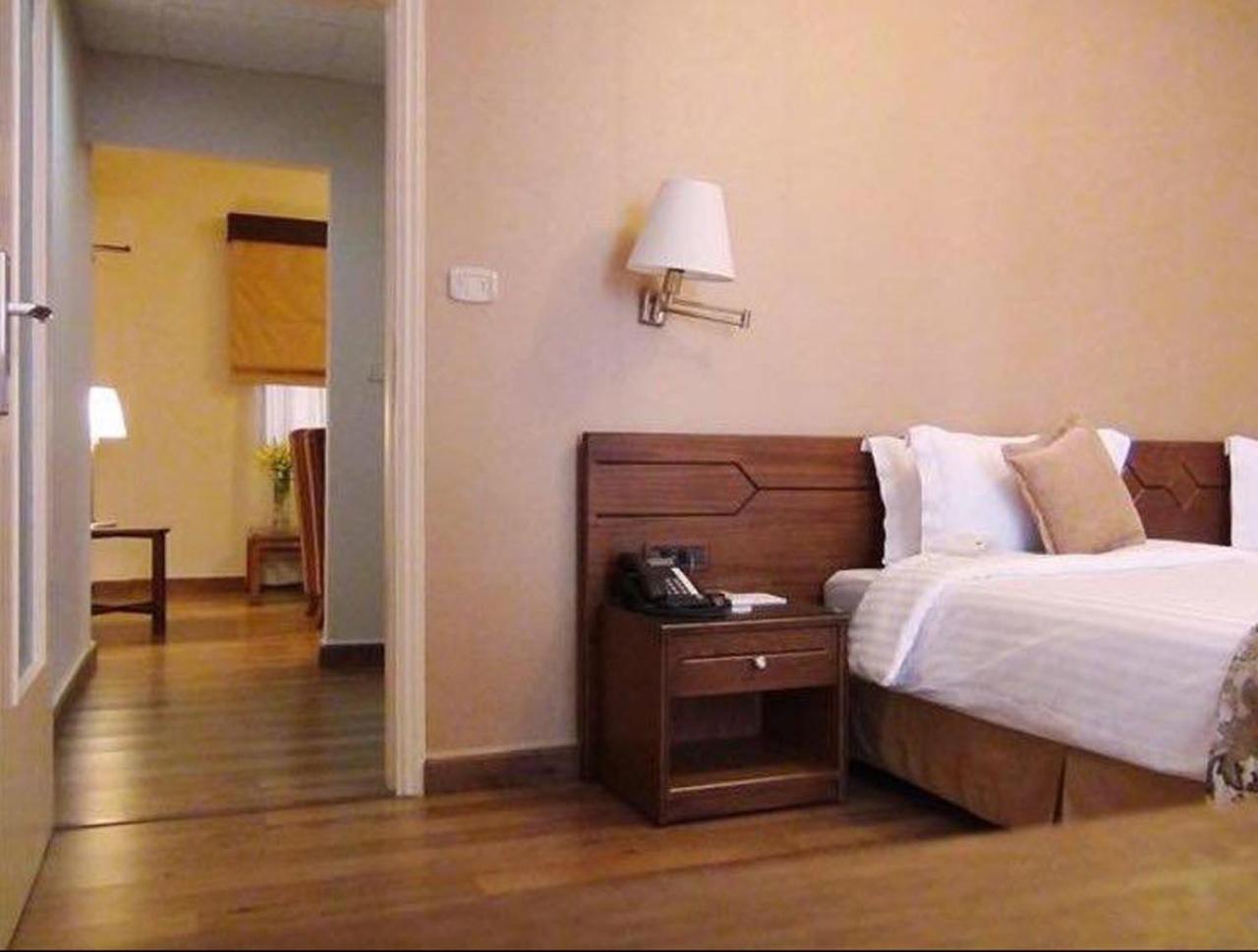 Orient Prince Hotel Бейрут Екстер'єр фото
