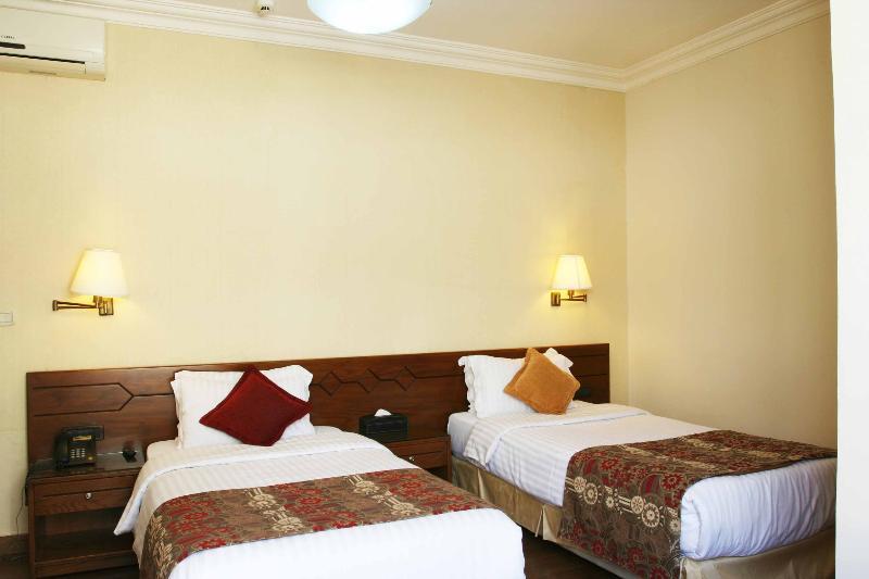 Orient Prince Hotel Бейрут Екстер'єр фото